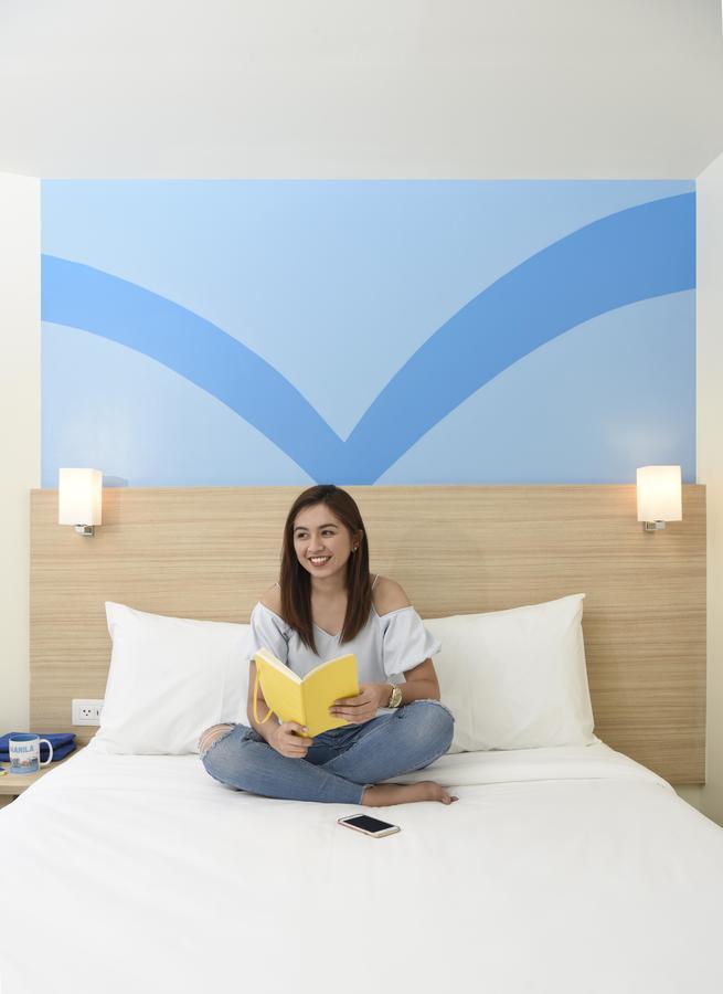 Hop Inn Hotel Aseana City Manila Paranaque City Exterior photo